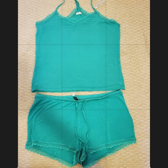 Pajama sets - Picture 8 of 8